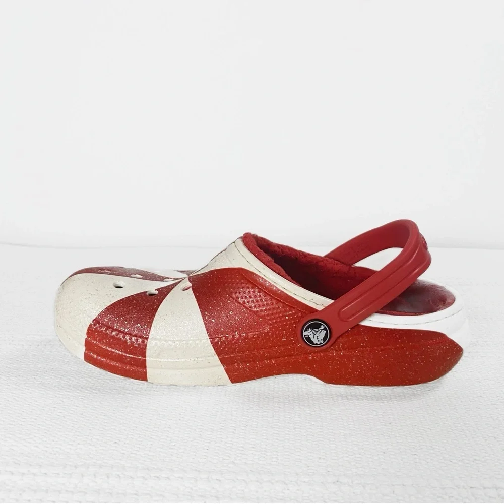 Crocs Kids Classic Lined Fuzzy Holiday Clogs Red & White Candy Cane size J4